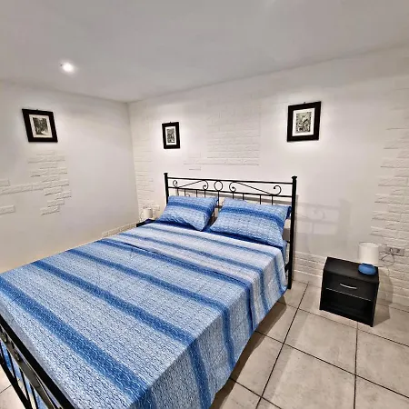 Manfredi Apartament Bari