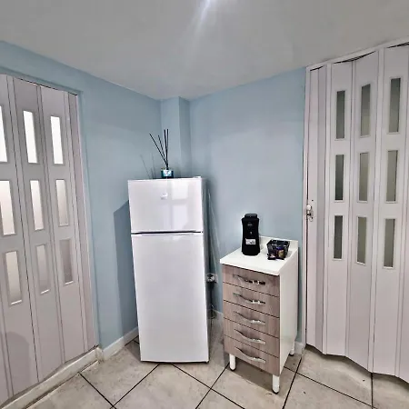 アパート Manfredi